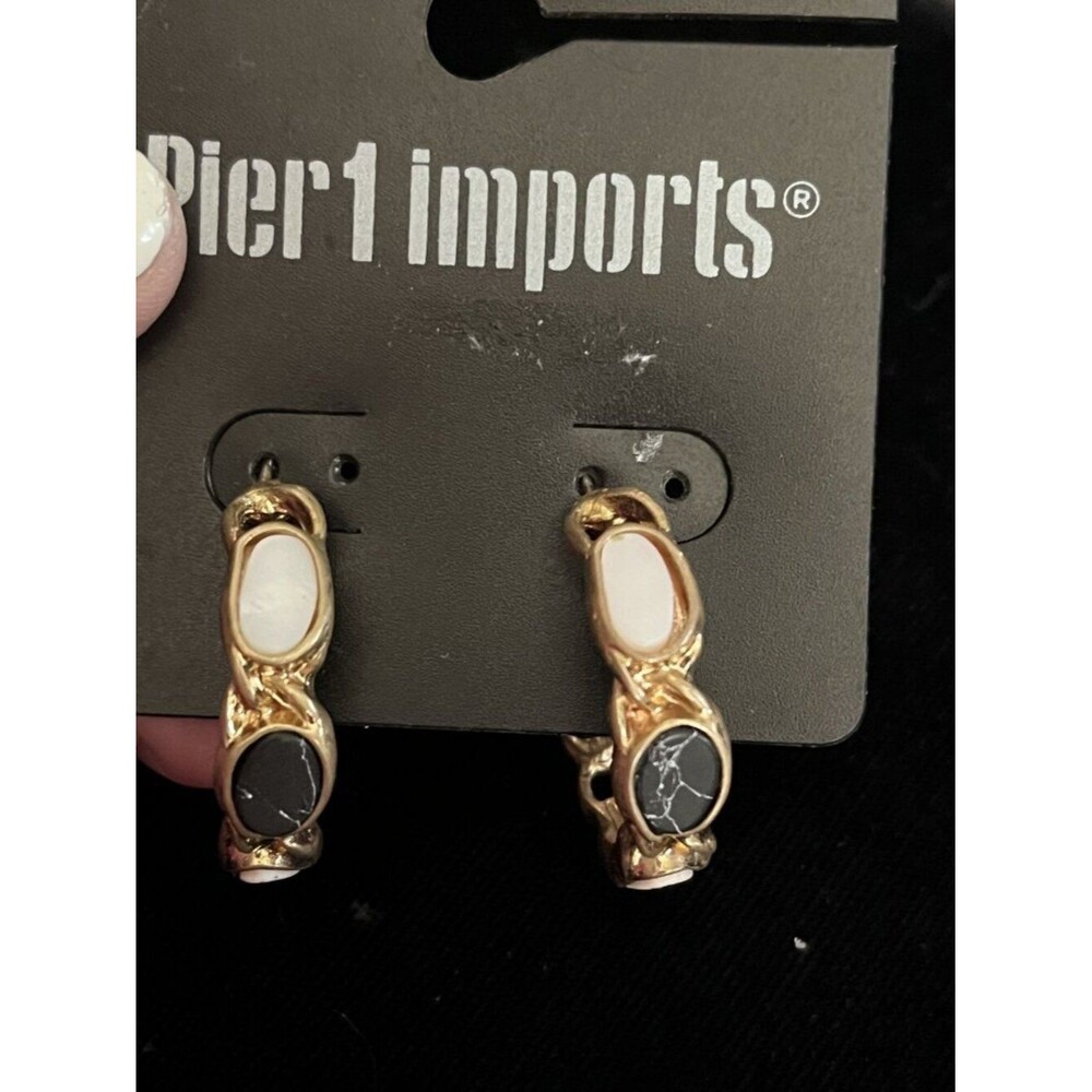 Pier one imports Size ONE SIZE Chain Link Hoop Earrings with Stone Accents